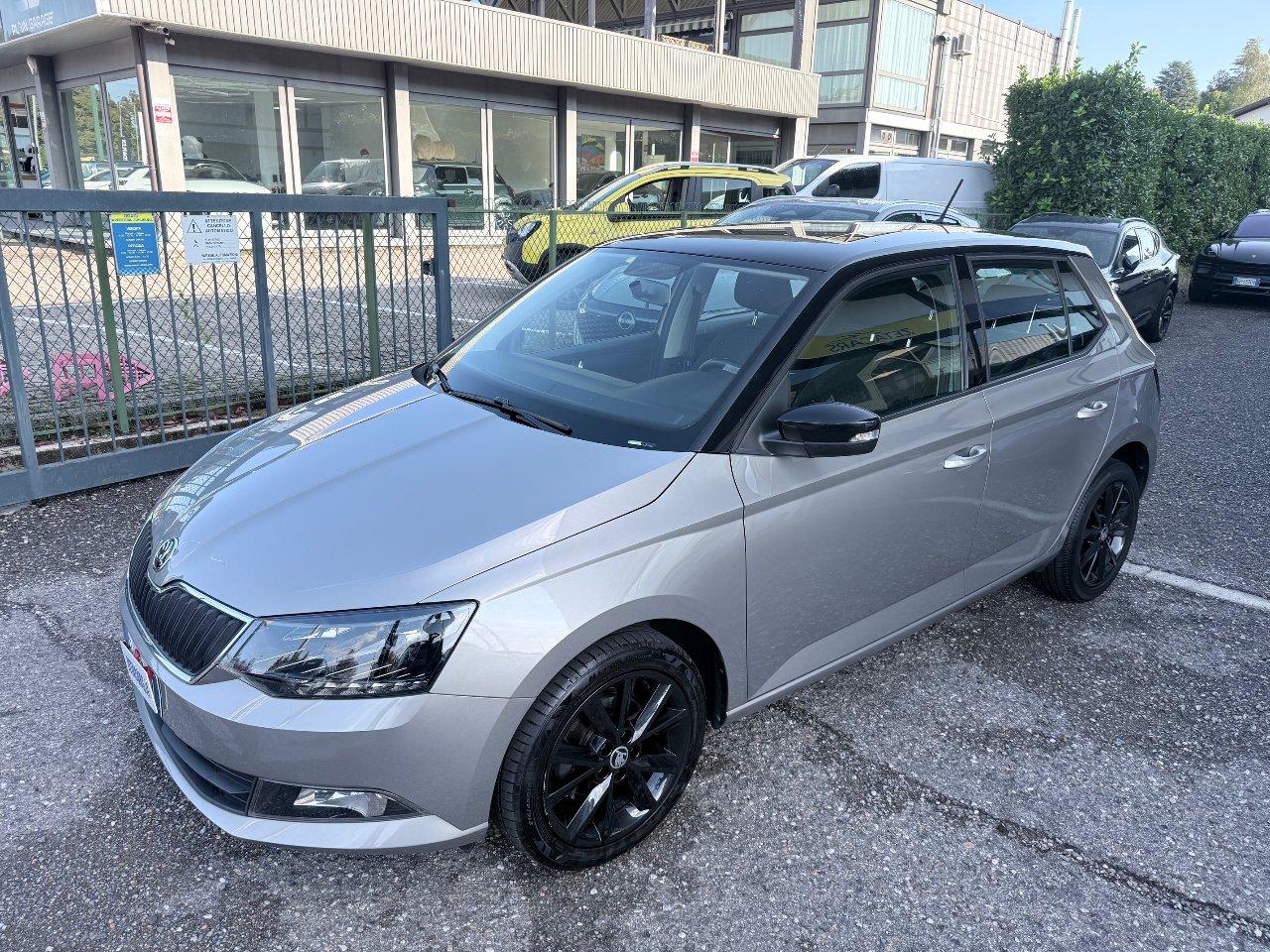 Skoda Fabia 5 Porte Fabia 1.0 mpi Twin Color Design Edition Argento 60cv