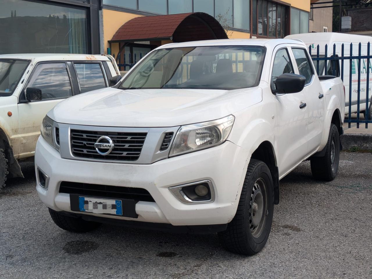 Nissan Navara 2.3 dCi 4WD Double Cab Telaio Visia