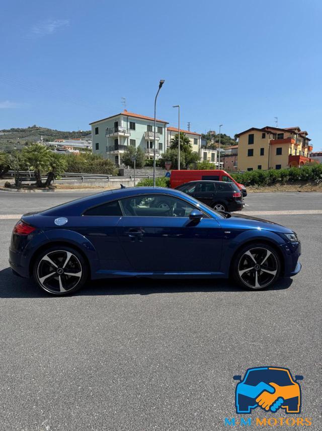AUDI TT Coupé 2.0 TFSI quattro S tronic Design