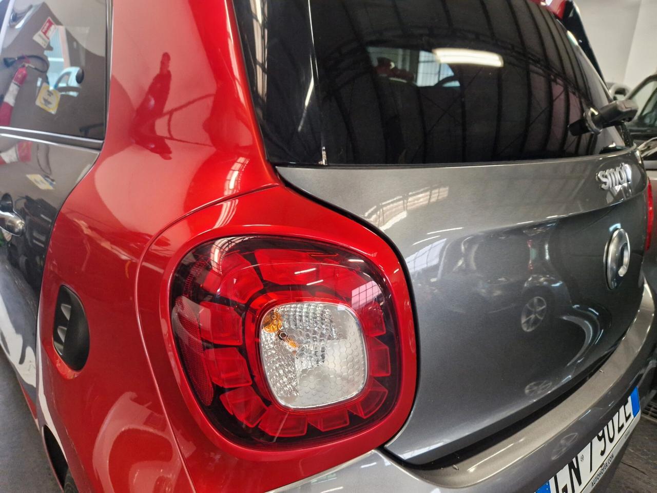 Forfour turbo 90cv automatica fantastica garanzia