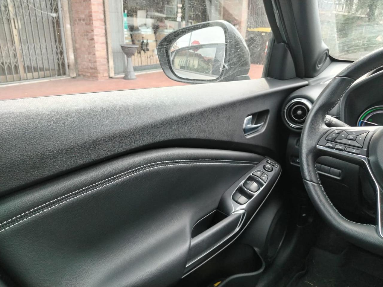 Nissan Juke N-Connecta 1.6 HEV  #5742