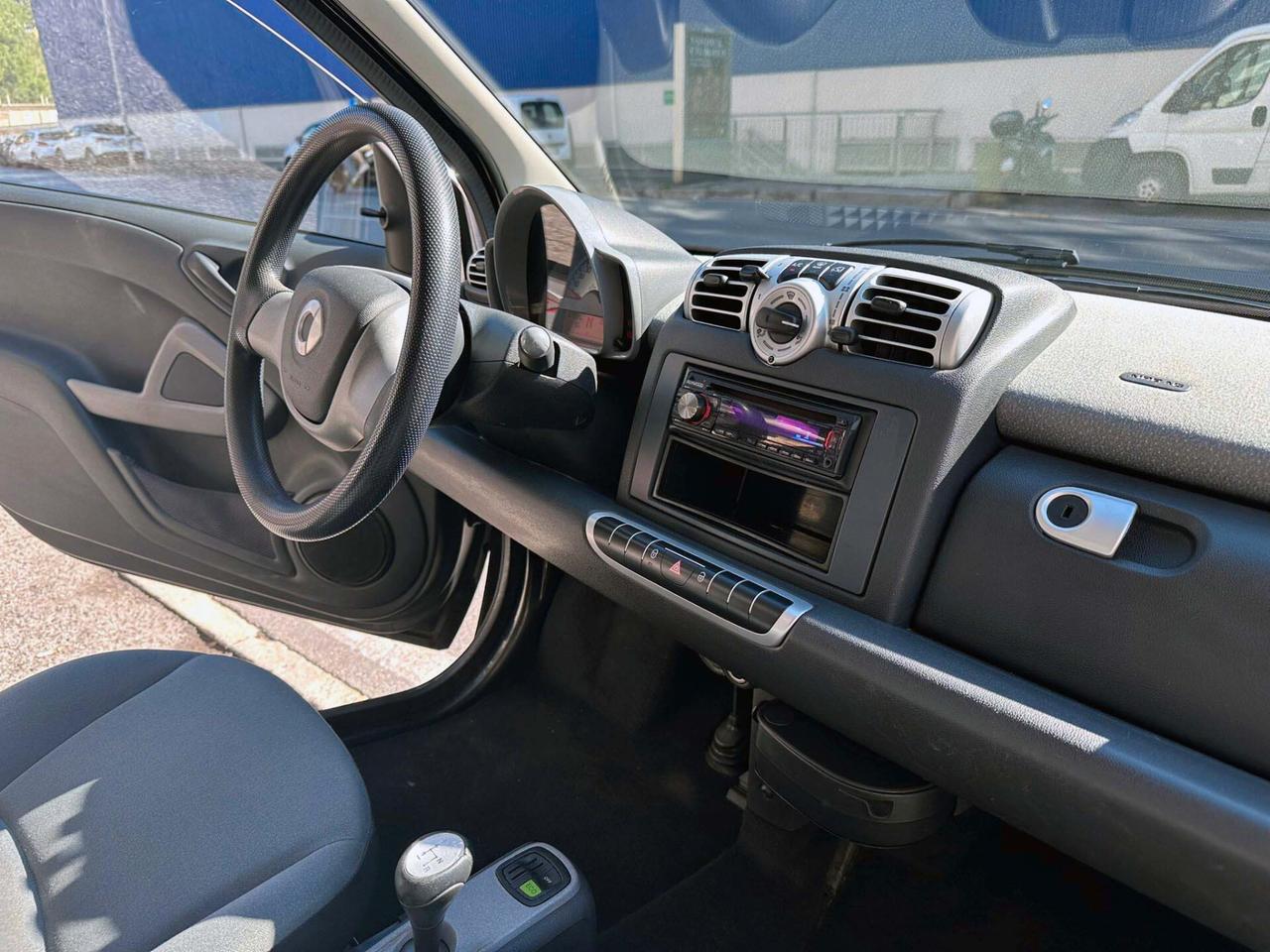 Smart ForTwo 1000 52 kW MHD coupé pure