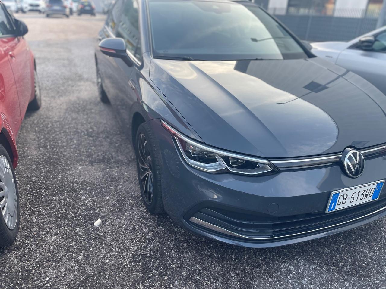 Volkswagen Golf 2.0 TDI SCR Style SI NEOPATENTATI