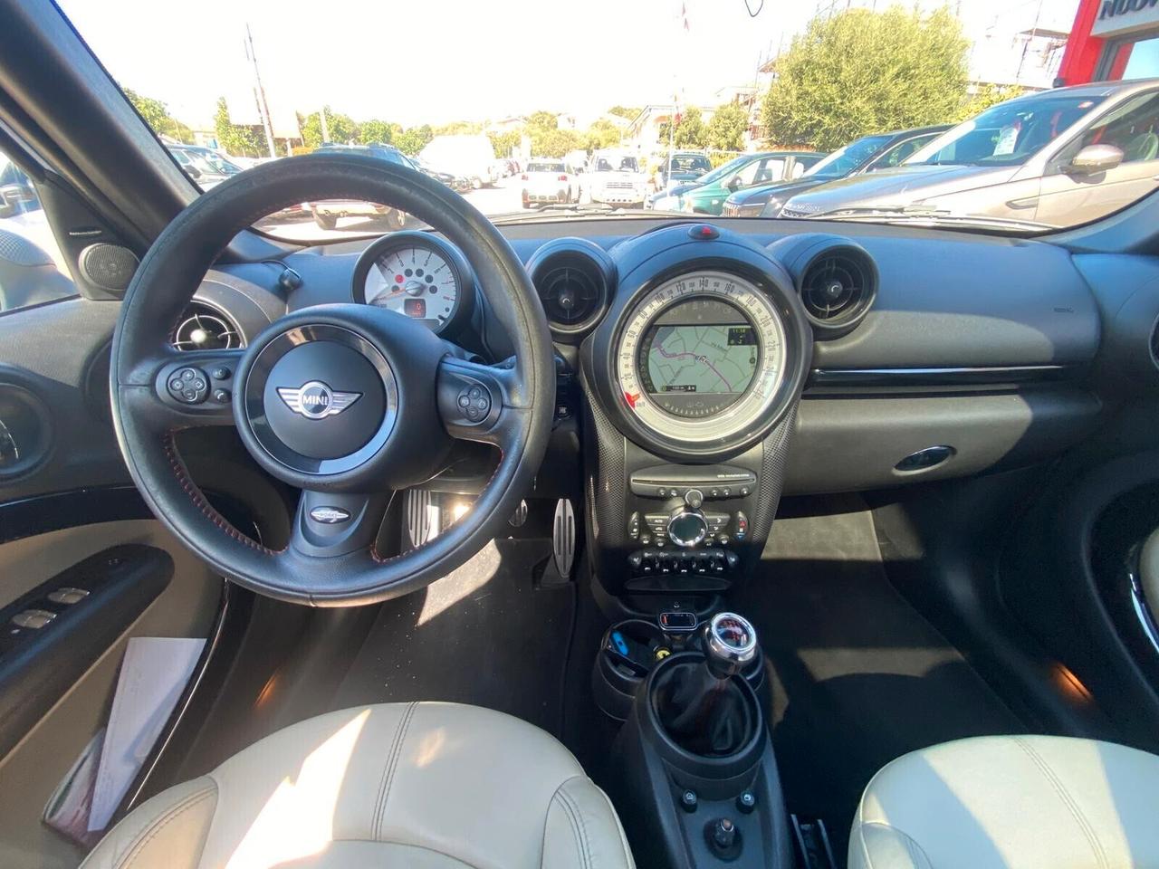 Mini Cooper S Countryman John Cooper Works JCW