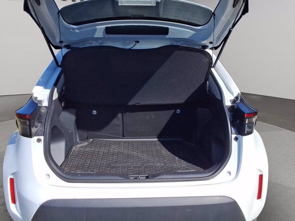 TOYOTA Yaris cross 1.5h active fwd 115cv e-cvt del 2025