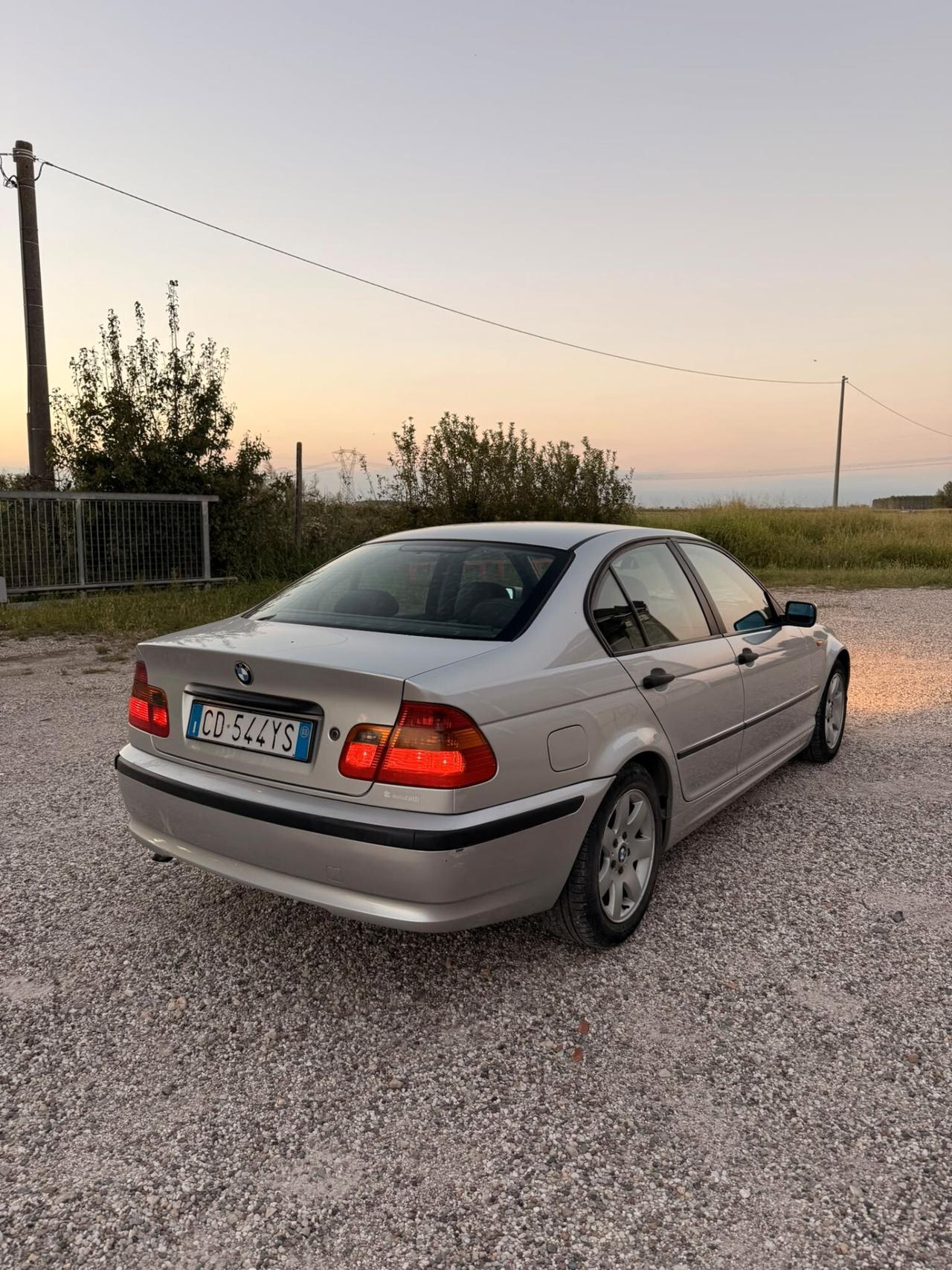 BMW 320d E46 – TRAZIONE POSTERIORE – INTERNI IN PELLE