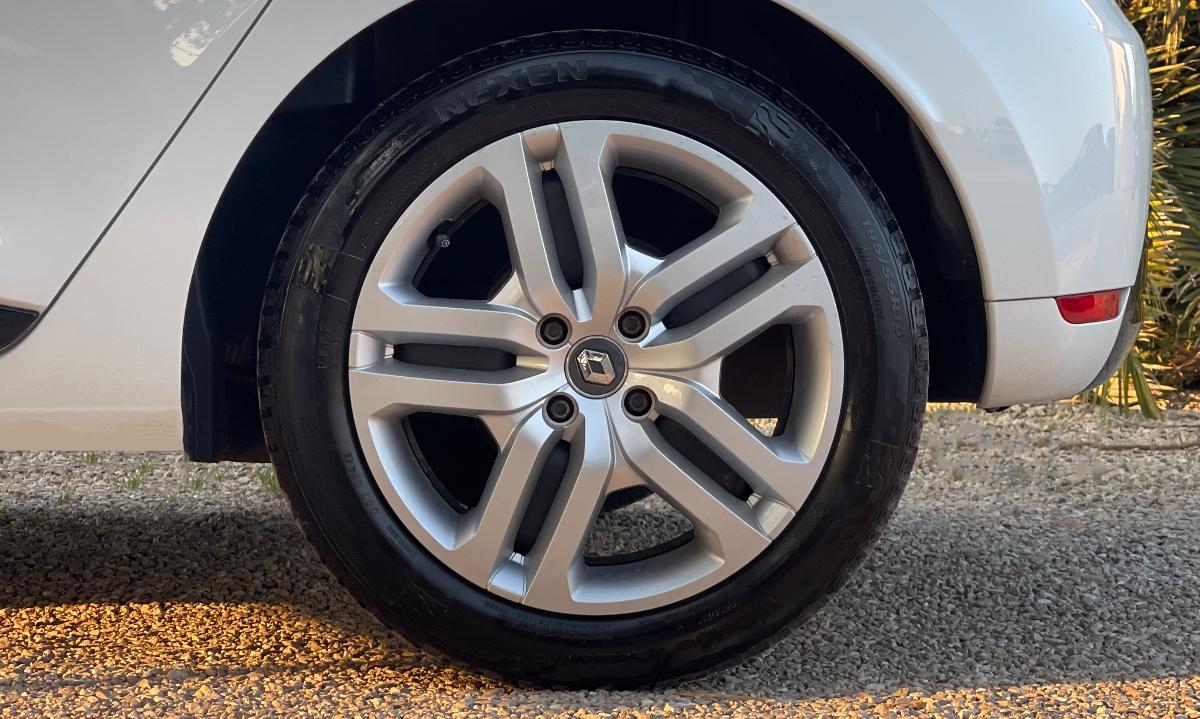 RENAULT Clio 1.2 75 CV 5p. Limited