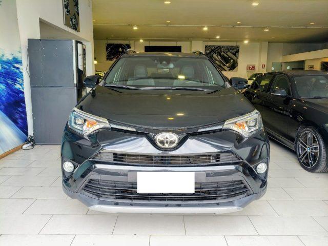 TOYOTA RAV 4 2.0 D-4D 143 Cv Lounge Pelle Navi Unico Propr.