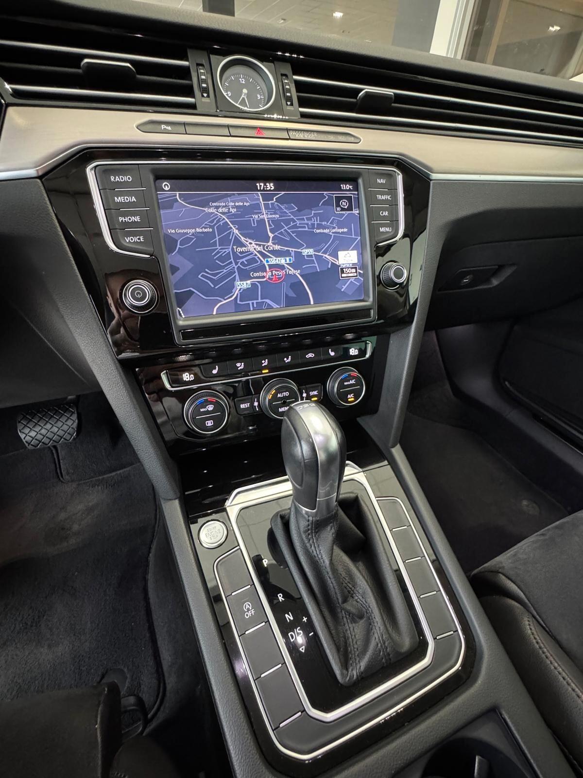 Volkswagen Passat 2.0 TDI DSG Highline BlueMotion Technology