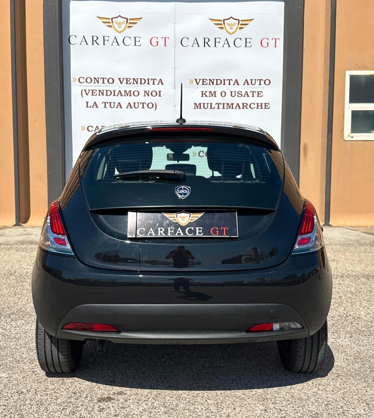 Lancia Ypsilon 1.0 Hybrid NEOPATENTATI - 2024