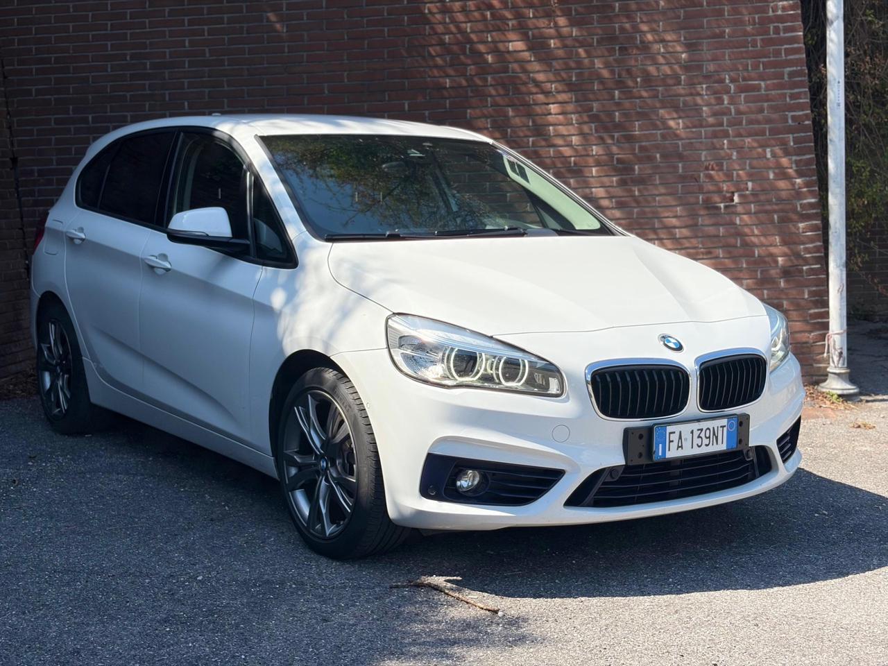 Bmw 2er Active Tourer 218d Luxury