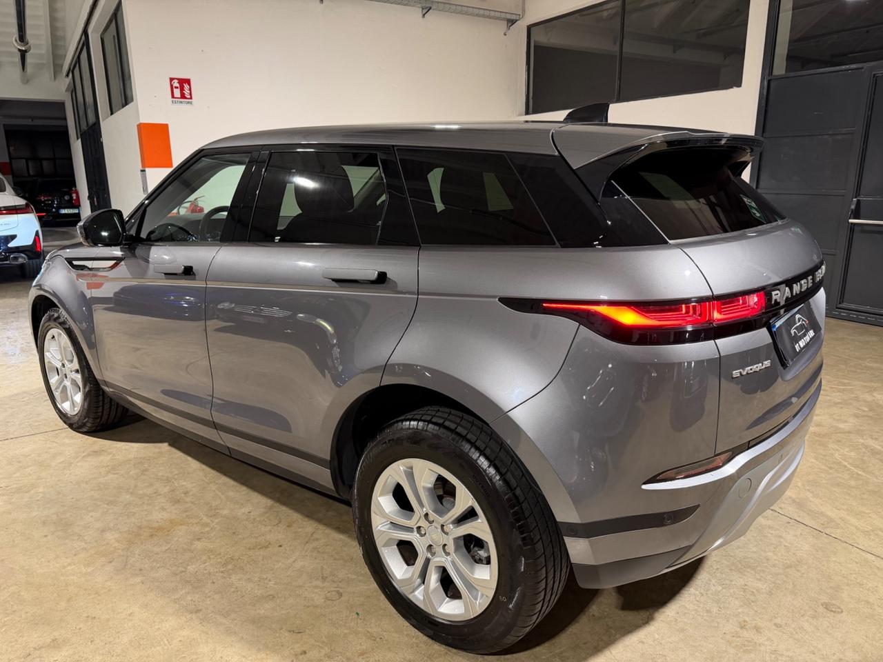 Land Rover Range Evoque 2.0D 163 CV AWD SE-TELECAMERE360-GARANZIA INCLUSA!!