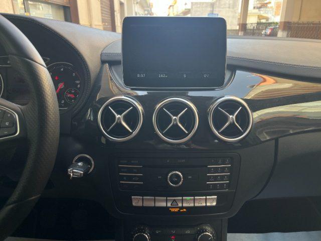 MERCEDES-BENZ B 200 d 136Cv Sport