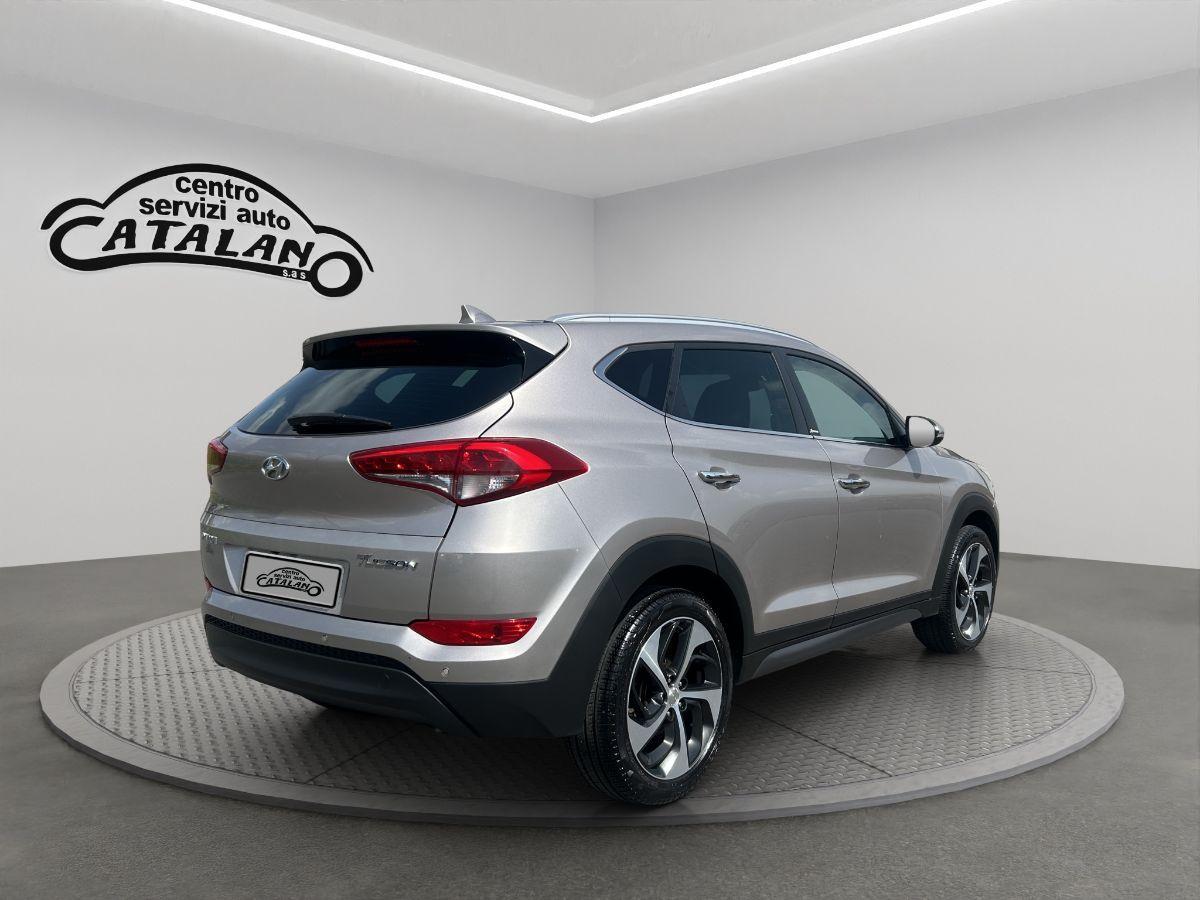 HYUNDAI - Tucson - 1.7 CRDi 116CV XPossible NAVI TELECAMERA