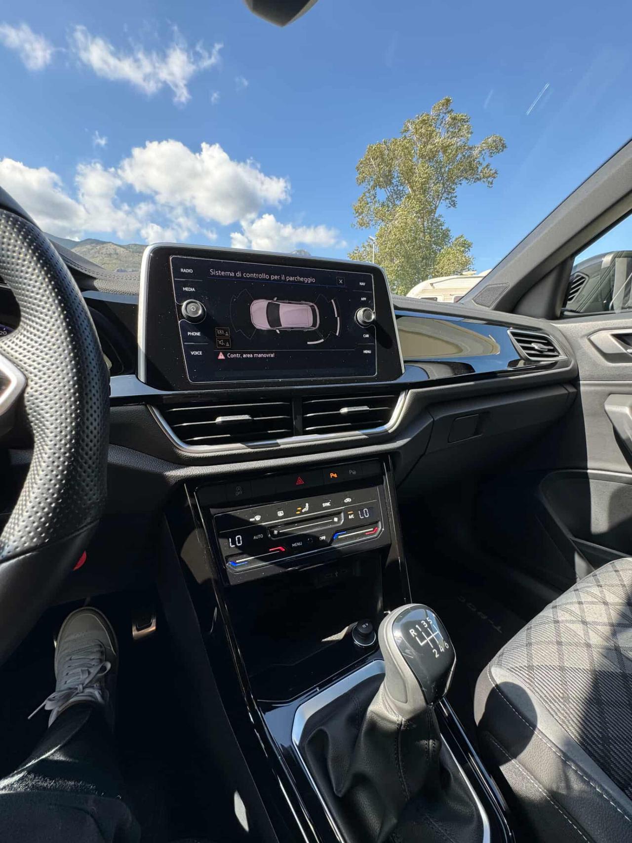 Volkswagen T-Roc 2.0 TDI SCR R-Line PARI AL NUOVO