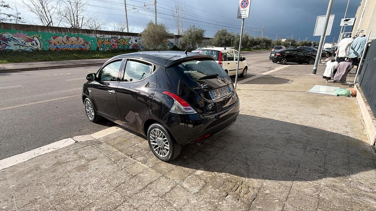 Lancia Ypsilon 1.3 MJT 16V 95 CV 5 porte S&S Platinum
