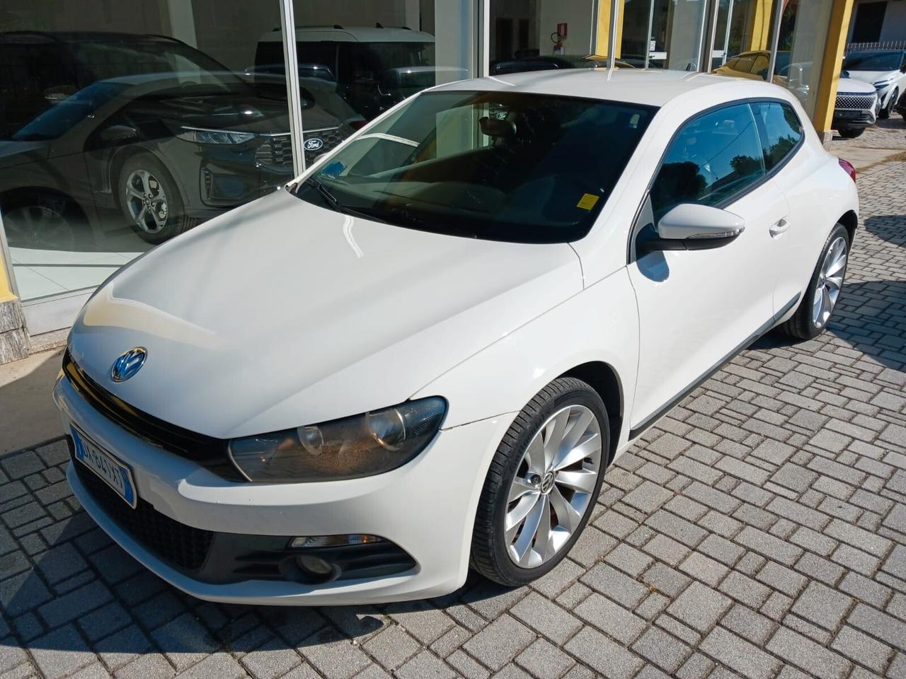 Volkswagen Scirocco 1.4 TSI 160CV