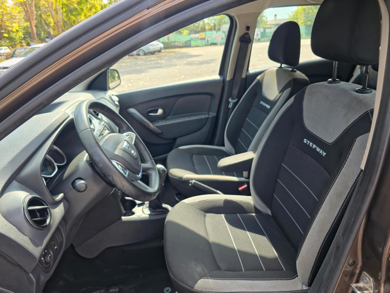 Dacia Sandero Stepway 1.0 GLP TCe 100CV ECO-G 15th Anniversary E6 Manuale NEO 2020