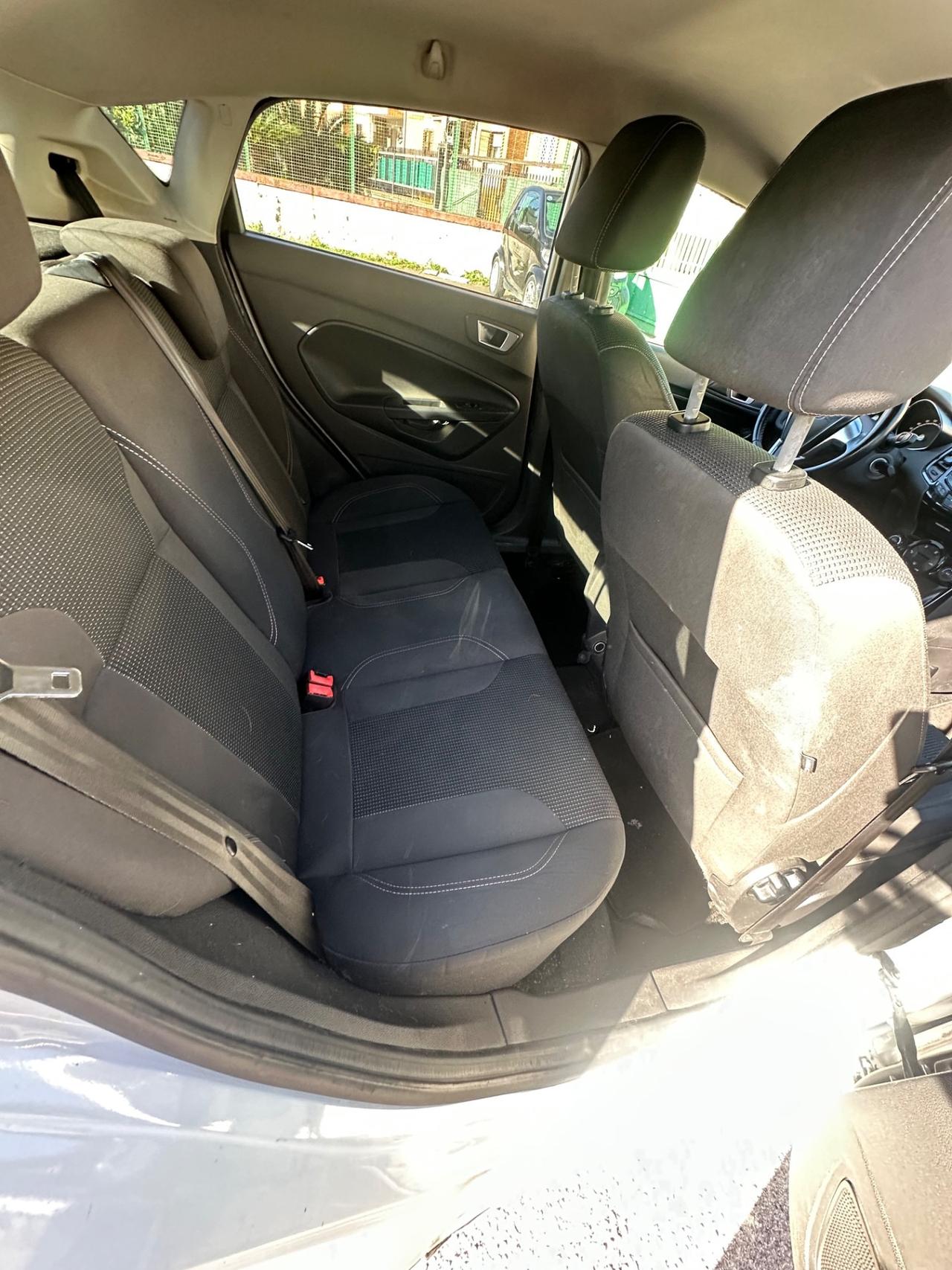 Ford Fiesta 1.2 60CV 5 porte Black & White Edition