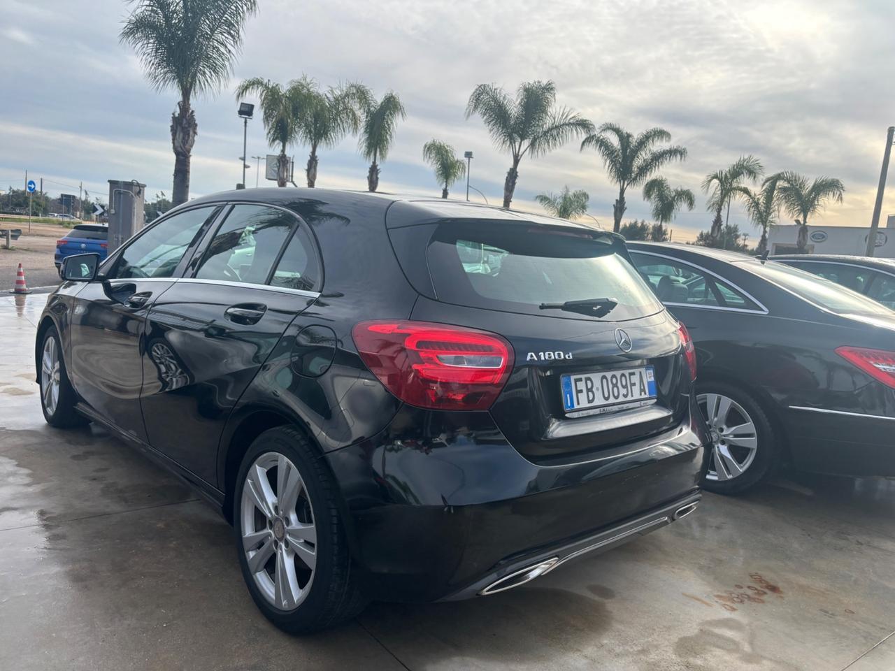 Mercedes-benz A 180 d Premium 2016