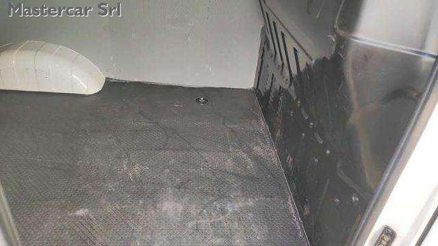 MAXUS eDeliver 3 50 KWh 122cv passo corto - GR174ME