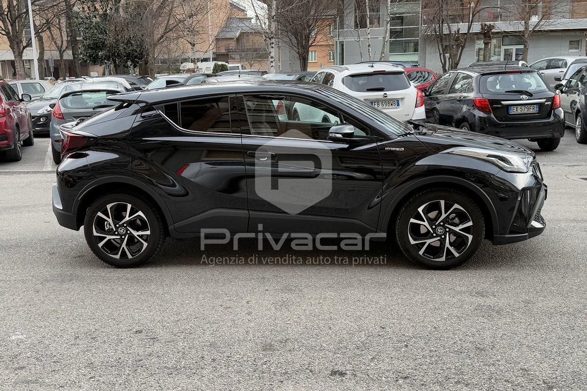 TOYOTA C-HR 1.8 Hybrid E-CVT Trend