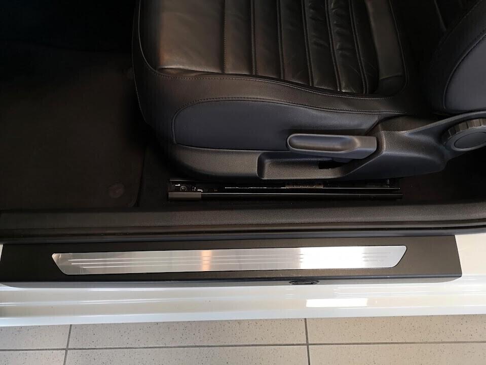 Volkswagen Maggiolino 2.0 TDI DSG Sport TETTO PELLE XENO