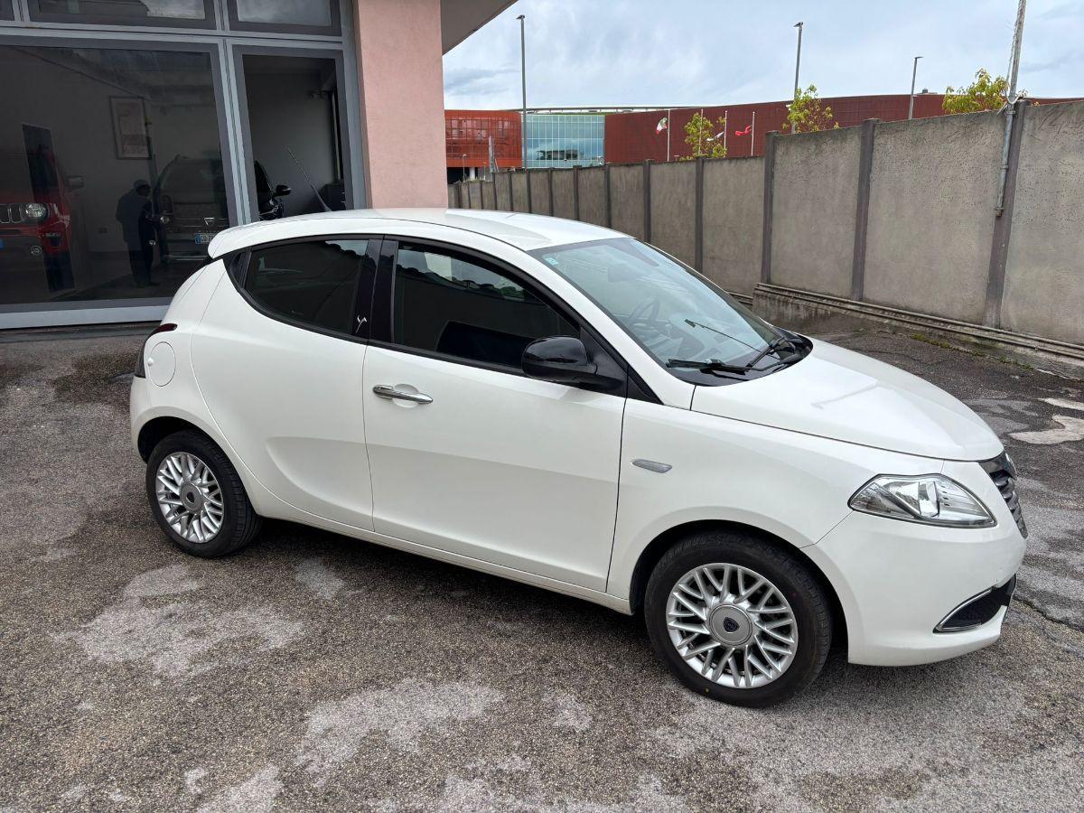 LANCIA Ypsilon 1.3 MJT 16V 95CV 5 porte S&S Gold
