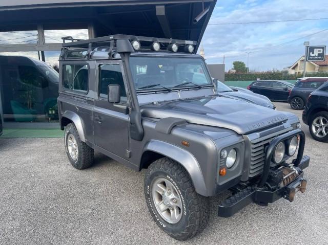 Land Rover Defender Defender 90 2.4 td 6 posti