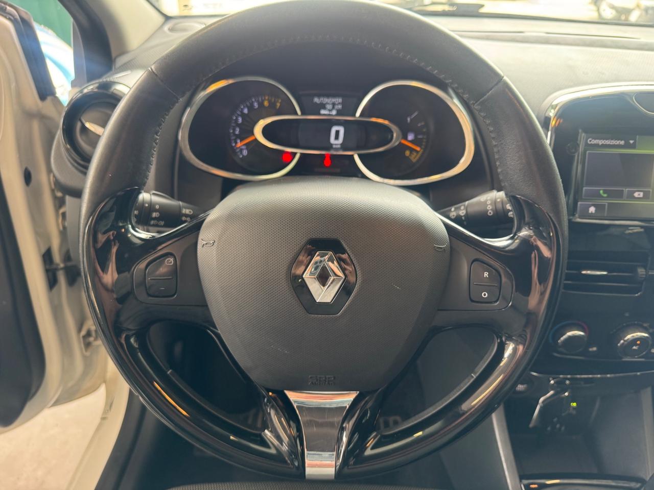 Renault Clio 1.2 75CV 5 porte Wave Metano Neopatentati