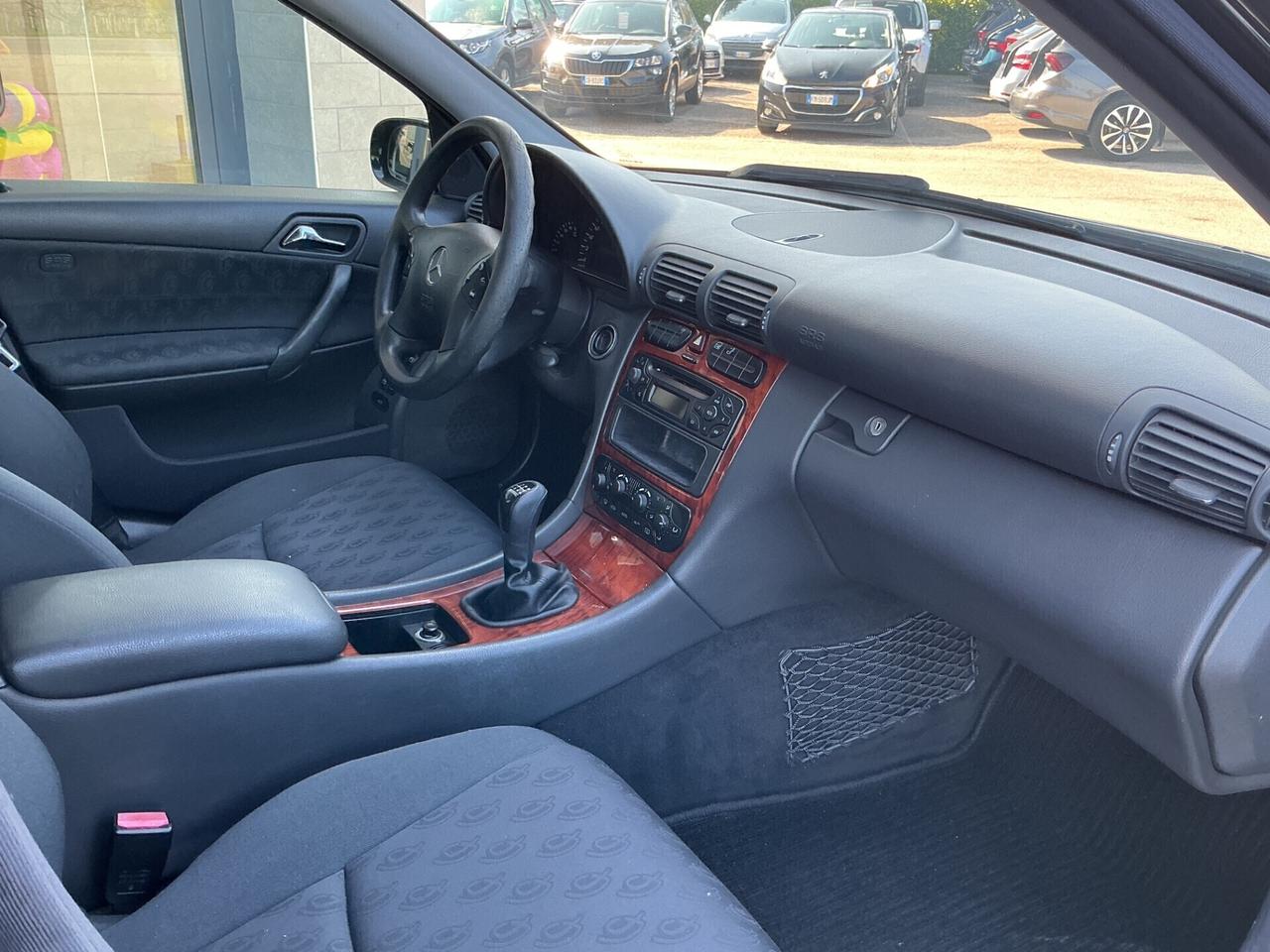 Mercedes-benz C 200 2.1 Diesel