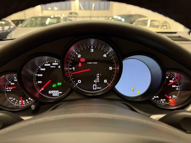 PORSCHE Panamera 3.0 Diesel // SERVICE PORSCHE//