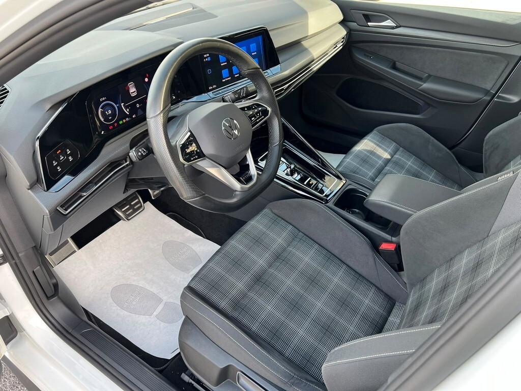 Volkswagen Golf 2.0 TDI DSG GTD