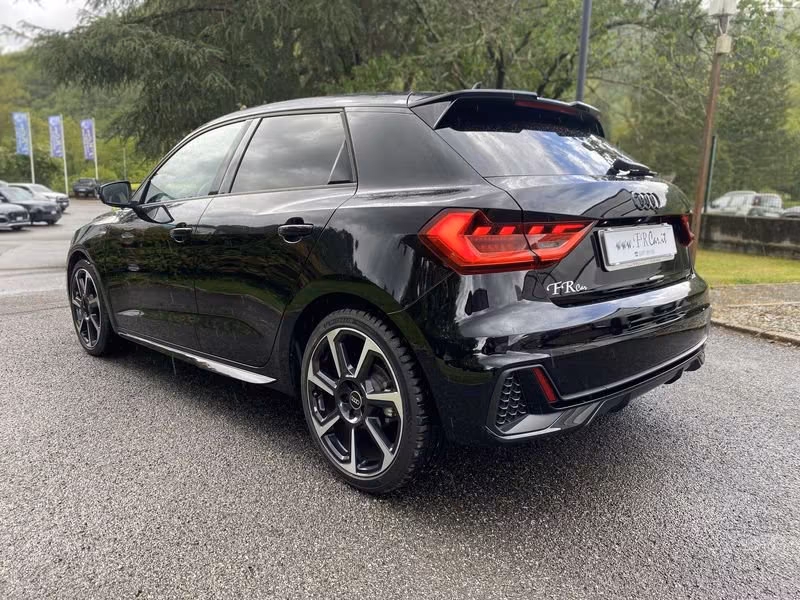 Audi A1 SPB 30 TFSI S tronic Identity Black