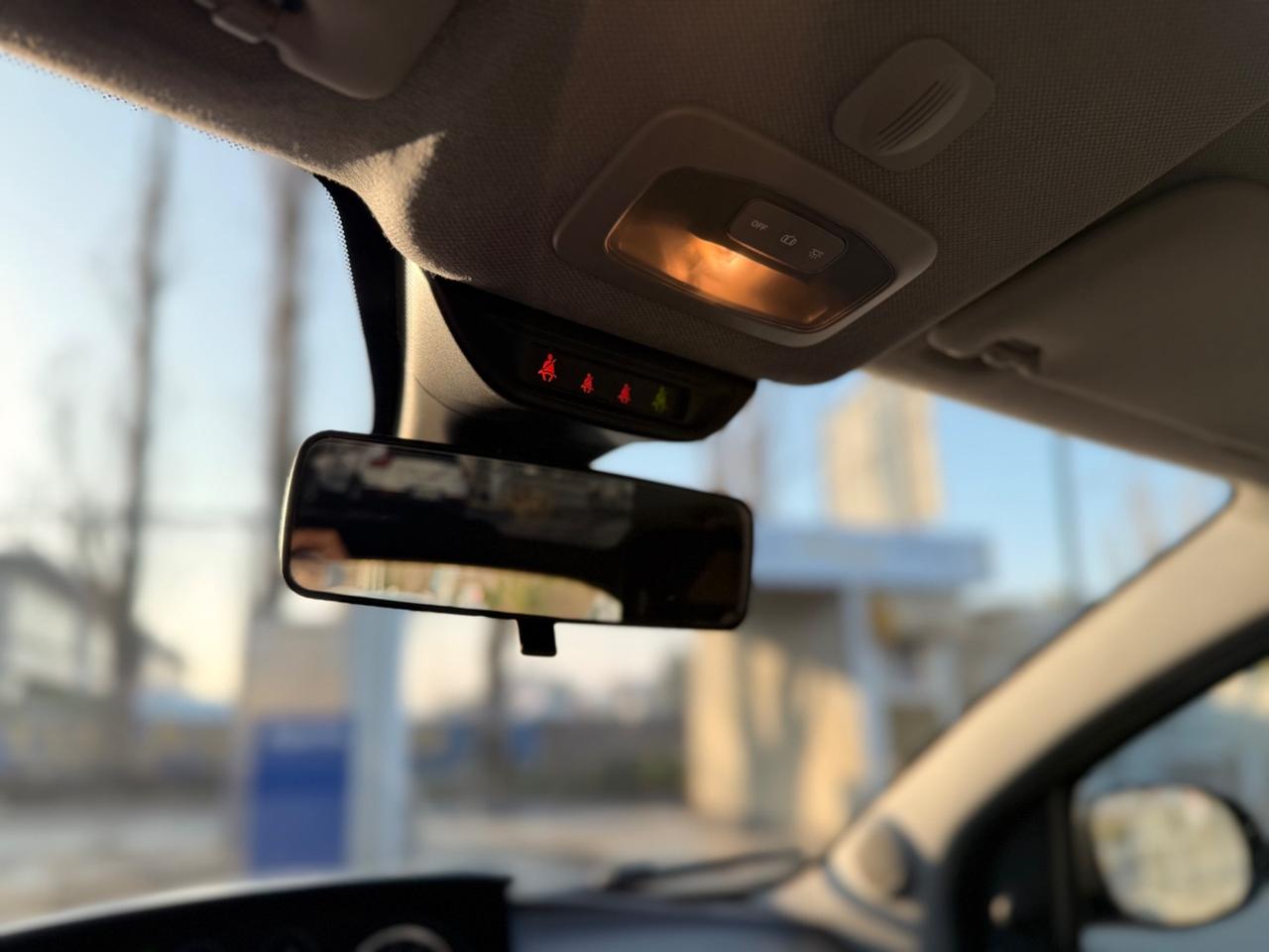 Lancia Ypsilon 1.0 FireFly 5 porte S&S Hybrid Alberta Ferretti