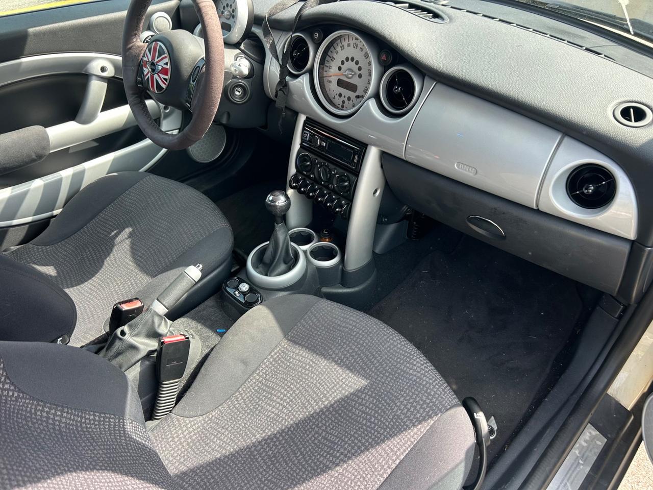 Mini 1.6 16V Cooper