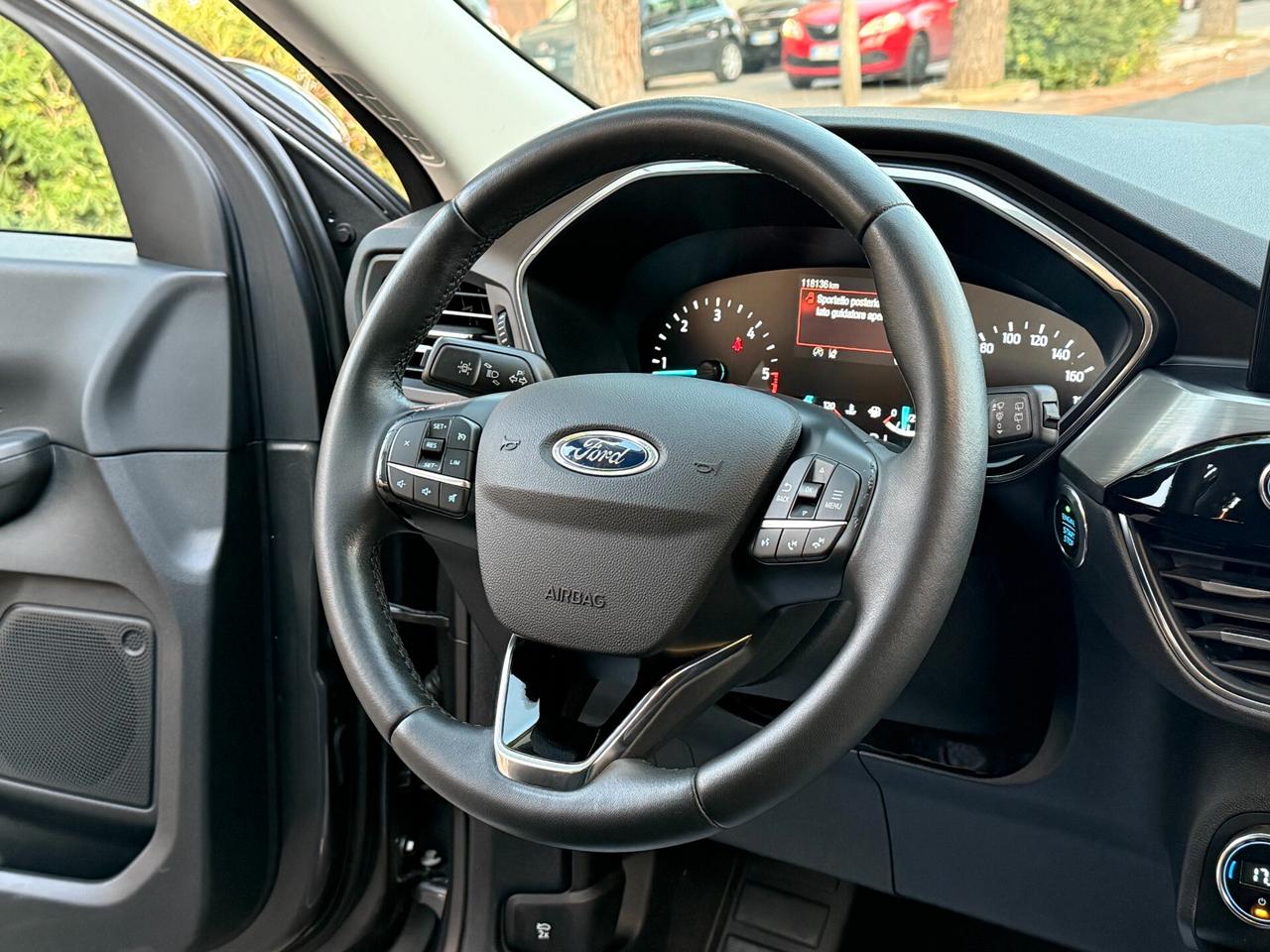 Ford Kuga 1.5 EcoBlue Autom Titanium NAVI CARPLAY