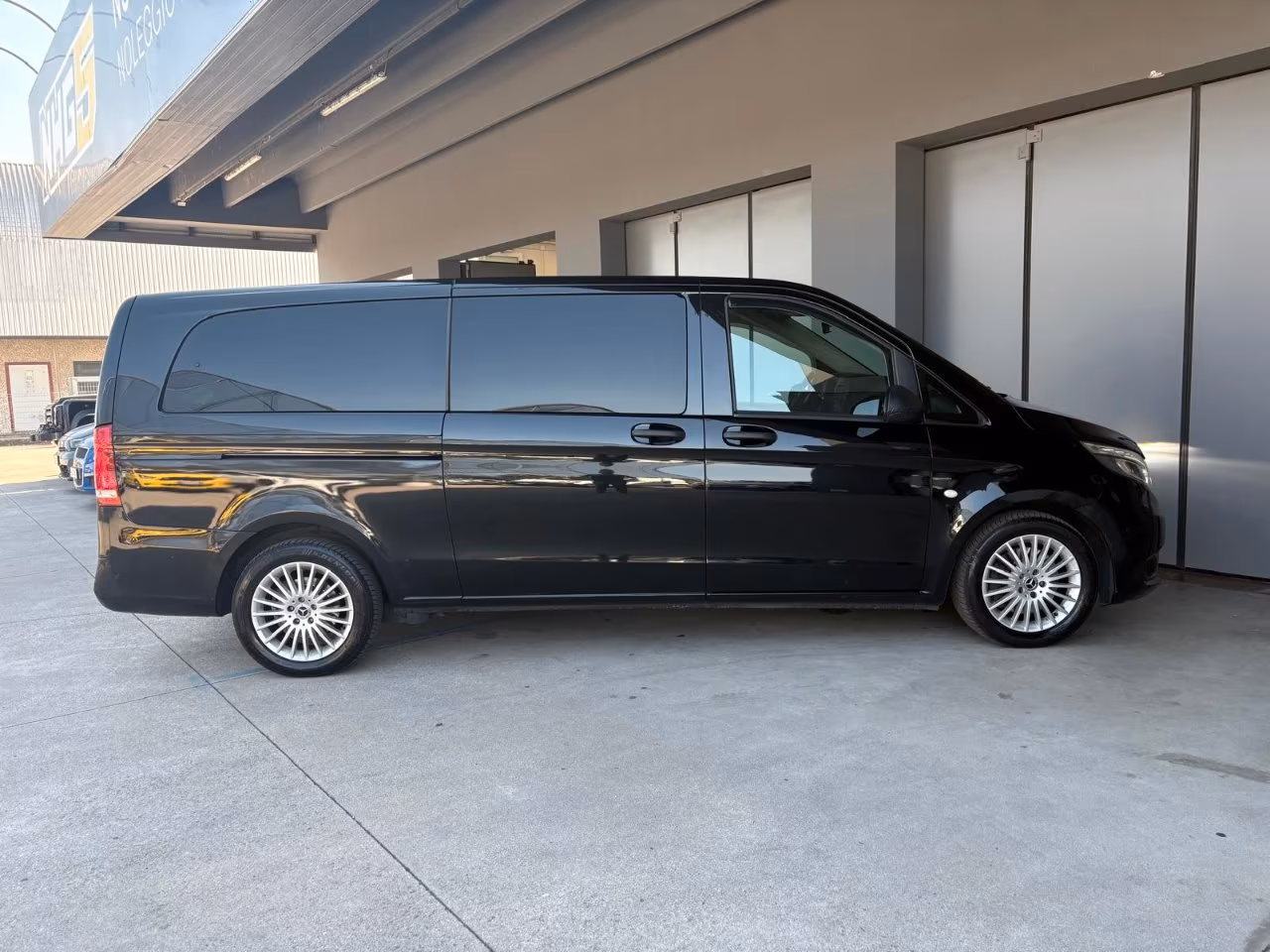 MERCEDES Vito 119 cdi(bluetec) extralong tourer auto E6
