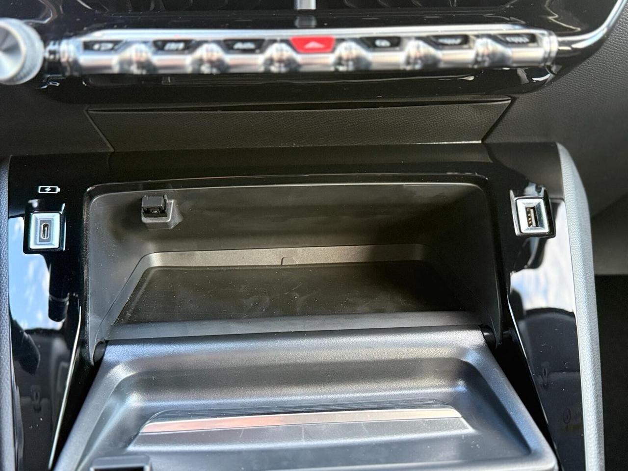 Peugeot 208 PureTech 100 Allure AUTOMATIC