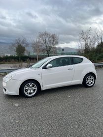 Alfa Romeo MiTo 1.6 JTDm 16V Distinctive Sport Pack