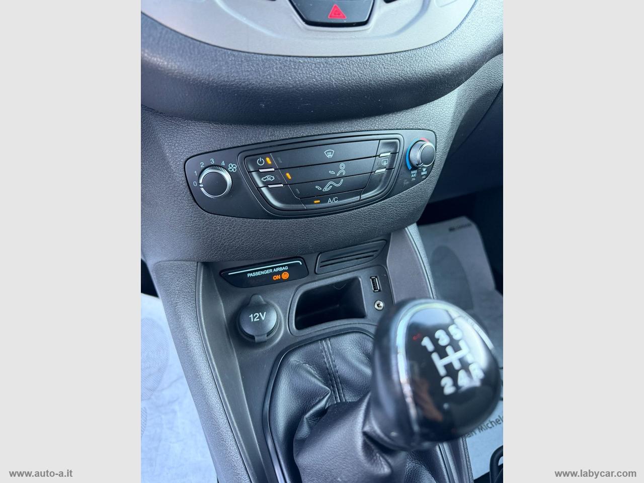 FORD Tourneo Courier 1.0 EcoBoost 100 CV TITANIUM