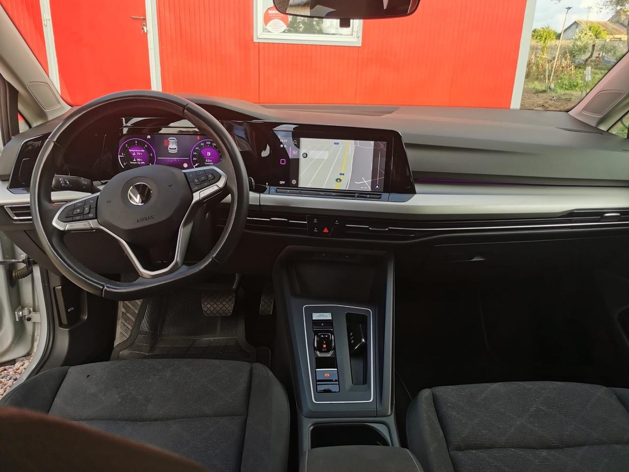 VW Golf 8 2.0 TDI 150 CV DSG SCR Life