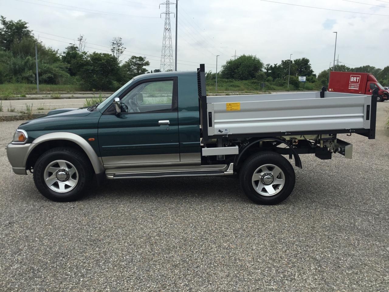 Mitsubishi L200 2.5 TDI 4WD Club Cab Pick-up GLS