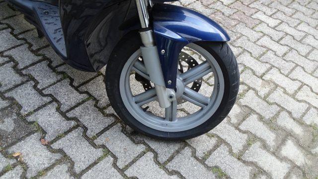APRILIA Sportcity Cube 125 Scooter