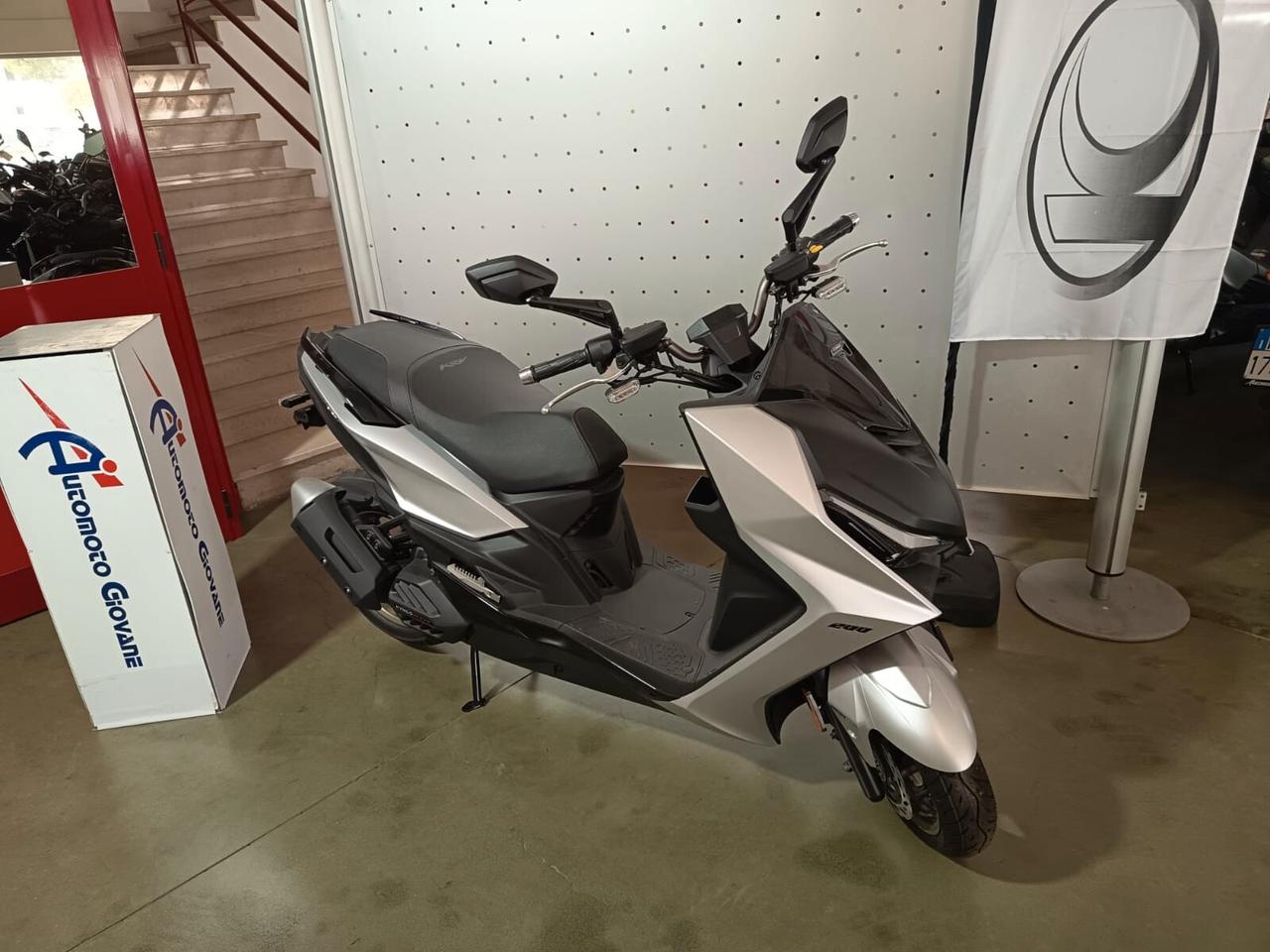 Kymco KRV 200 € 3.900,00 F.C.