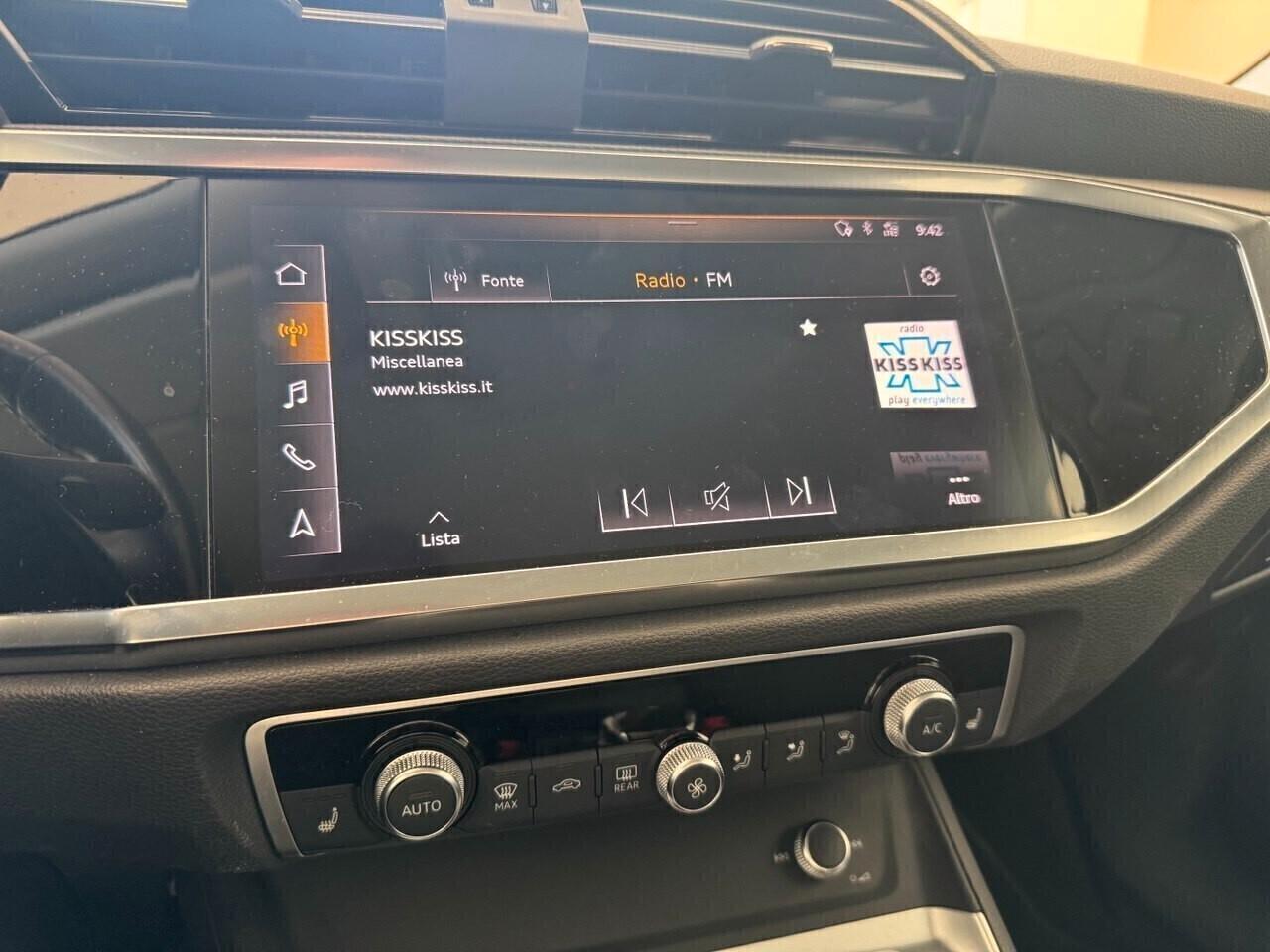 Audi Q3 35 TDI S tronic Business Advanced