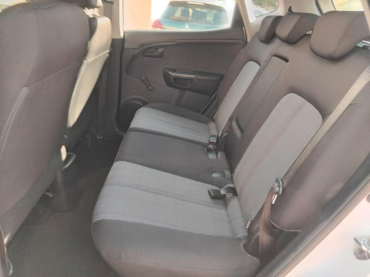 Kia Venga 1.4 CRDi 77CV WGT LX