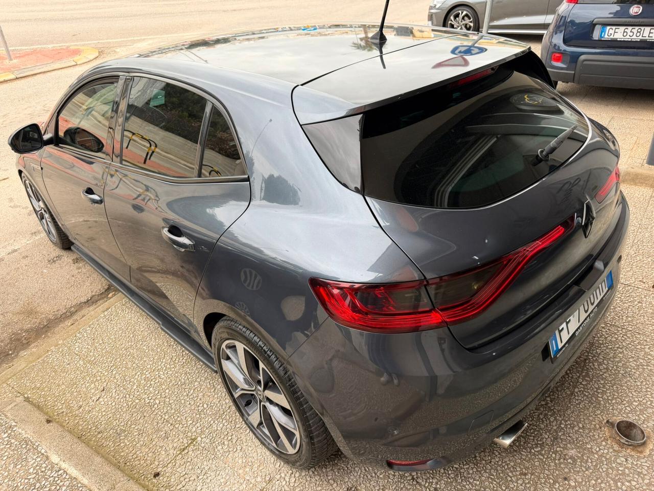Renault Megane Mégane dCi 8V 110 CV EDC Energy Bose