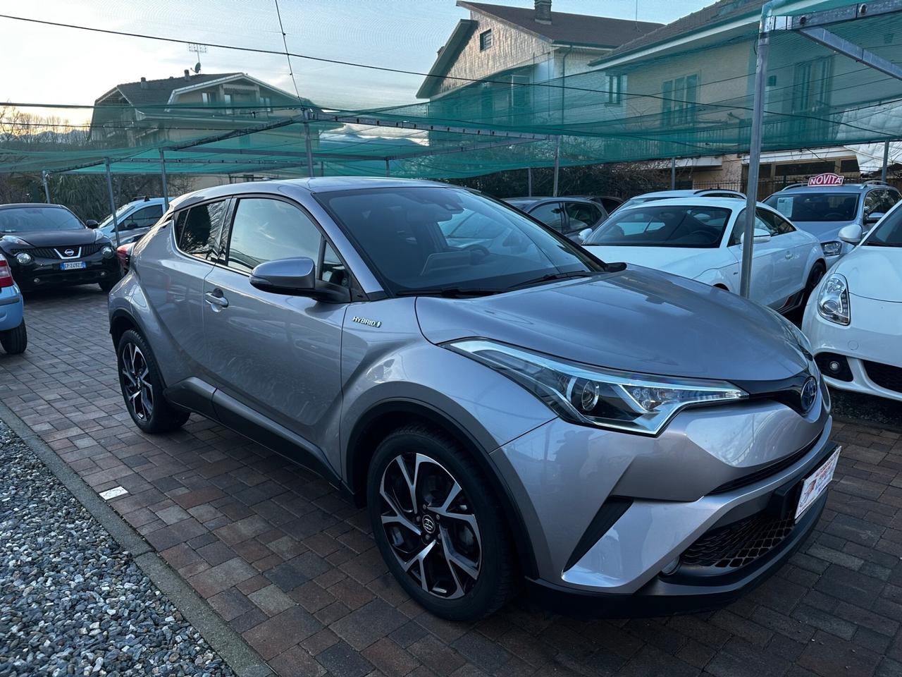 Toyota C-HR 1.8 Hybrid E-CVT Style