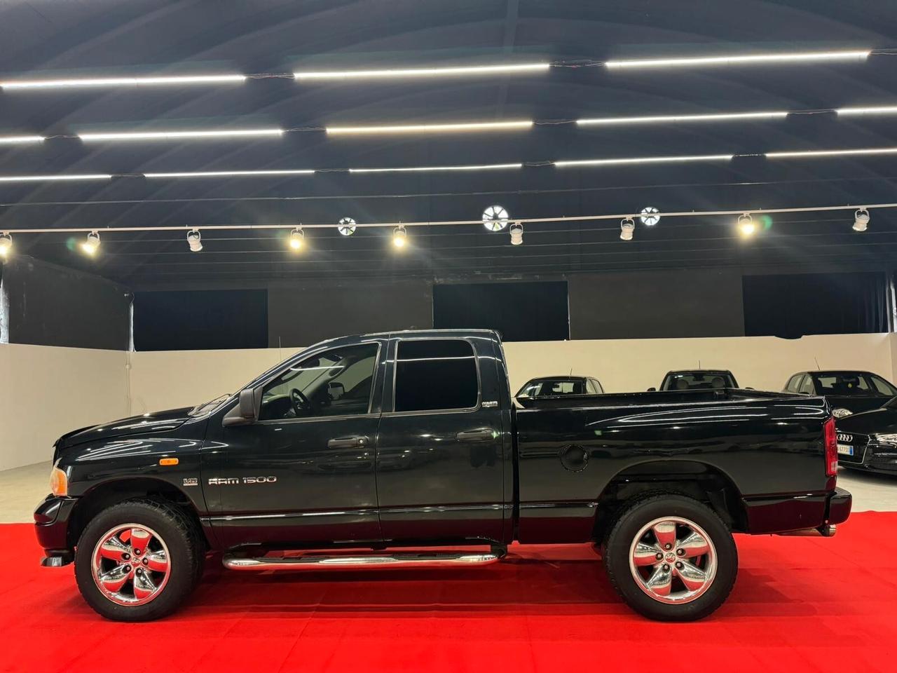 DODGE RAM AUTOCARRO V8